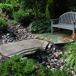 Волшебство в саду своими руками  сухой ручей в ландшафтном дизайне - фото